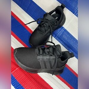 🥳✨ Adidas Racer TR21 - All Black Mesh Active Running Sneakers - Kids Size 1